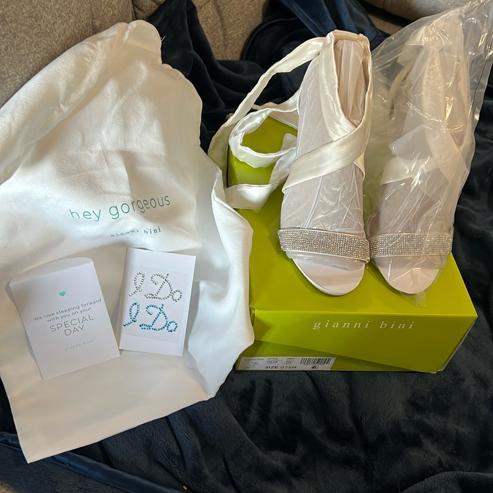 Gianni Bini Sonnalie Bridal Satin Bow Sandals in White